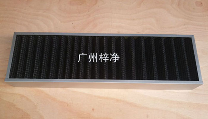 活性碳過濾器廣泛用于化學(xué)、制藥、食品、娛樂場所、需要凈化空氣的場所， 有害氣體如苯、甲醛、氨氣等的吸附脫除 溶劑的回收 ，采用活性炭氈比表面積大，吸附能力強(qiáng)，迅速處理各種有害氣體, 有效潔凈空氣對氣味的控制。